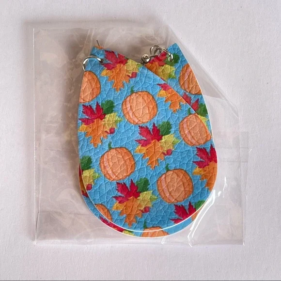 Fall/Autumn blue & orange pumpkin & leaves faux leather earrings - Picture 3 of 3